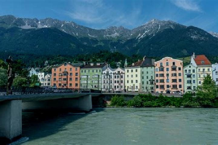 Chloe, 28 — Escort in Innsbruck, Austria