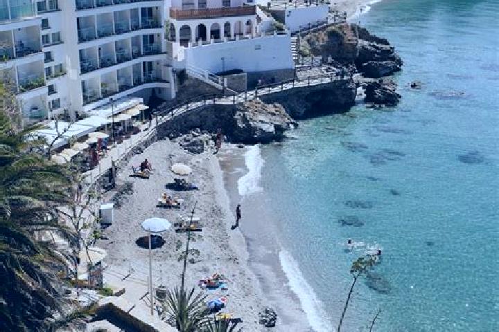 Chloe, 28 — Escort in Nerja, Spain