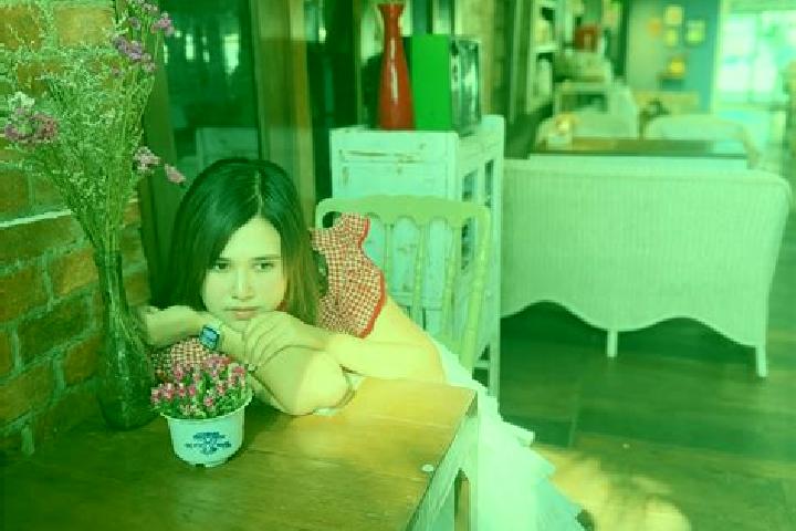 Chloe, 28 — Escort in Ron Phibun, Thailand