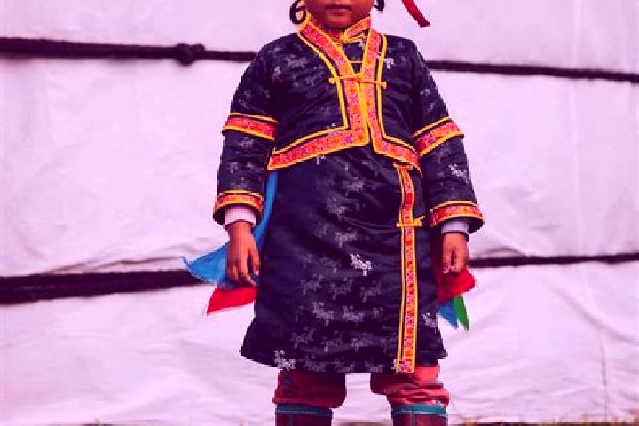 Chloe, 28 — Escort in Tsenher, Mongolia