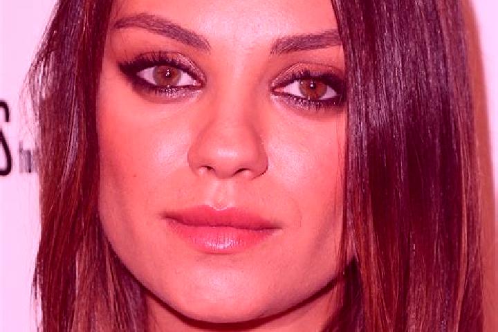 Chloe, 29, a auburn hazel-eyed middle eastern companion based in Ageyevo. Offering Prostate Massage, Fetish, Dinner Date, Striptease, BDSM. Available for inc...