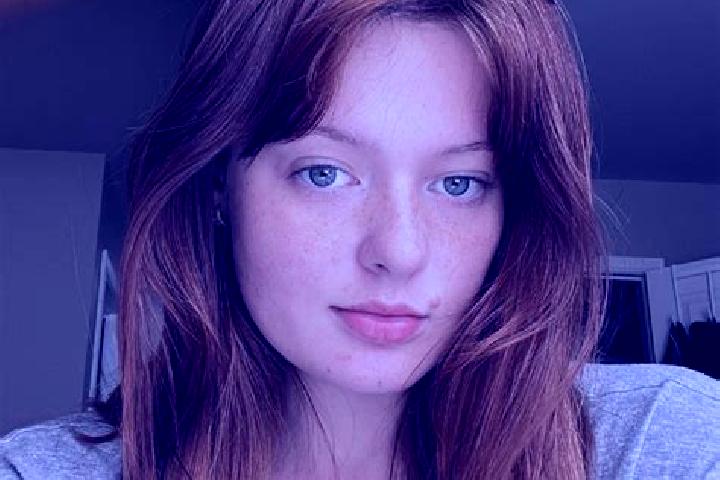Chloe, 29, a chestnut blue-eyed mixed companion based in Akhtubinsk. Offering Fetish, A-Level, CIM, Dinner Date. Available for incall and outcall, overnight ...