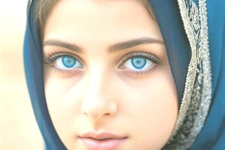Chloe, 29, a dark blonde blue-eyed middle eastern companion based in Udhampur. Offering Travel Companion, Party Girl. Available for incall and outcall, overn...