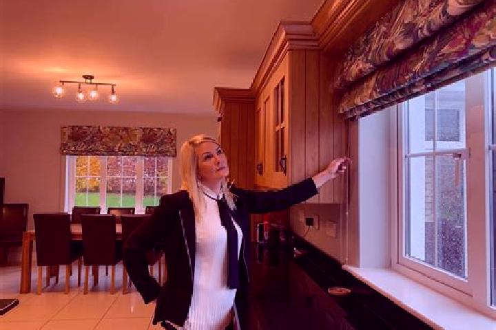 Chloe, 29 — Escort in Doneraile, Ireland