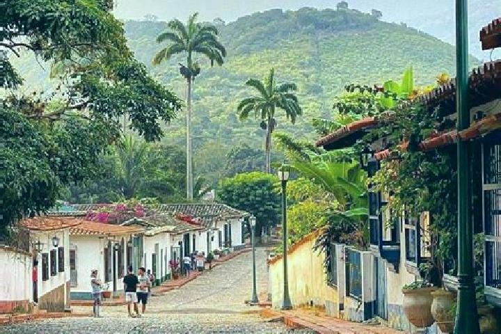Chloe, 29 — Escort in Pueblito del Rio, Puerto Rico