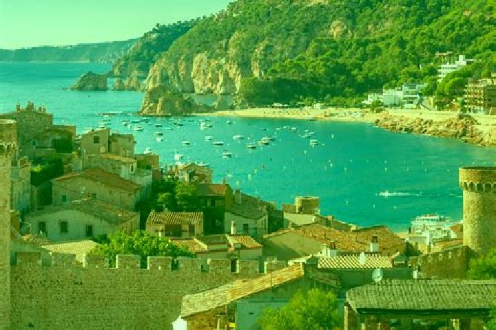 Chloe, 29 — Escort in Sada, Spain
