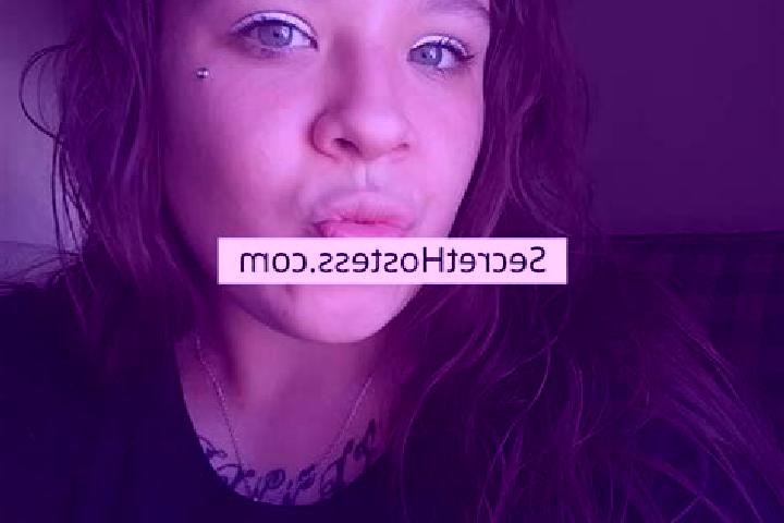 Chloe, 29 — Escort in Woonsocket, United States