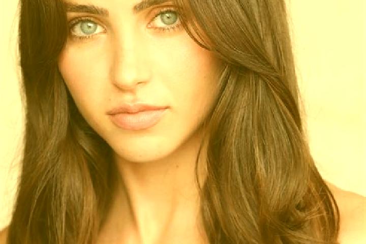 Chloe, 30, a auburn brown-eyed latina companion based in Kosti. Offering BDSM, Tantra, Striptease, GFE. Available for incall and outcall, overnight bookings ...