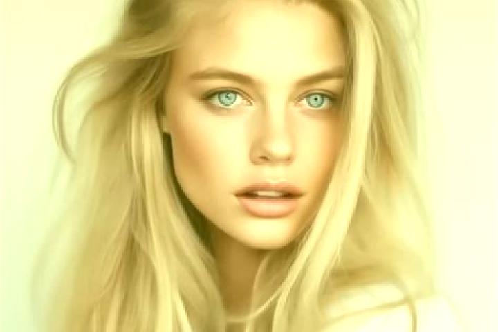 Chloe, 30, a blonde green-eyed mixed companion based in Dankov. Offering Tantra, Couples, Massage, A-Level, Dinner Date. Available for incall and outcall, da...