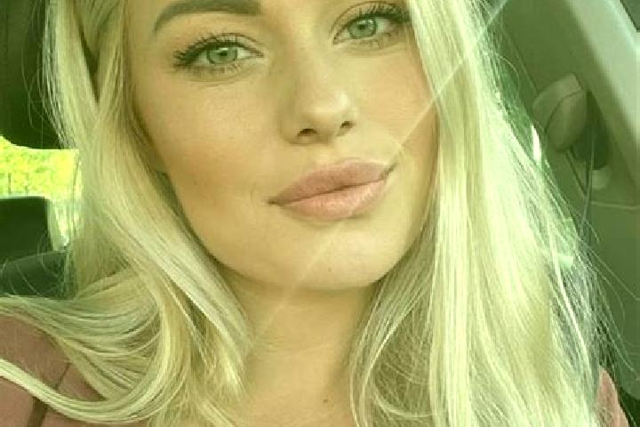 Chloe, 30, a blonde hazel-eyed mixed companion based in Dolina. Offering Massage, GFE, Duos, Party Girl, Deep French Kissing. Available for incall and outcal...