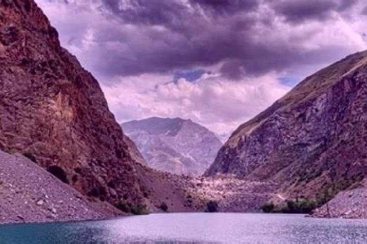 Chloe, 30 — Escort in Adrasmon, Tajikistan