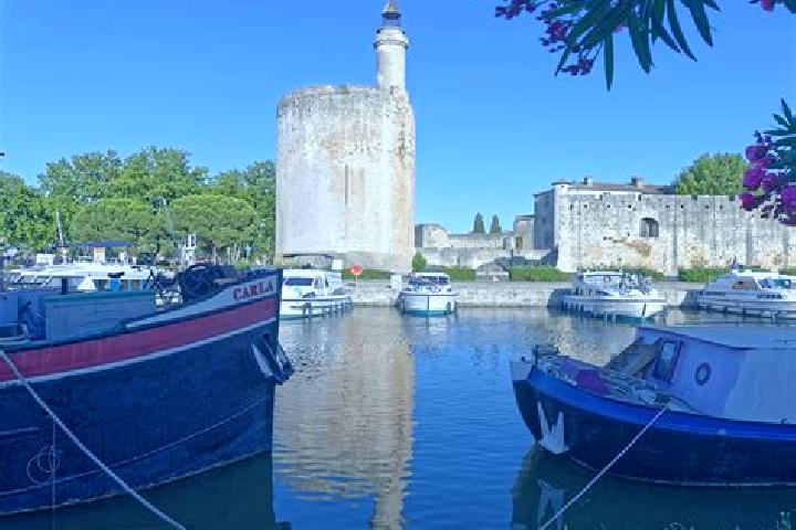Chloe, 30 — Escort in Aigues-Mortes, France
