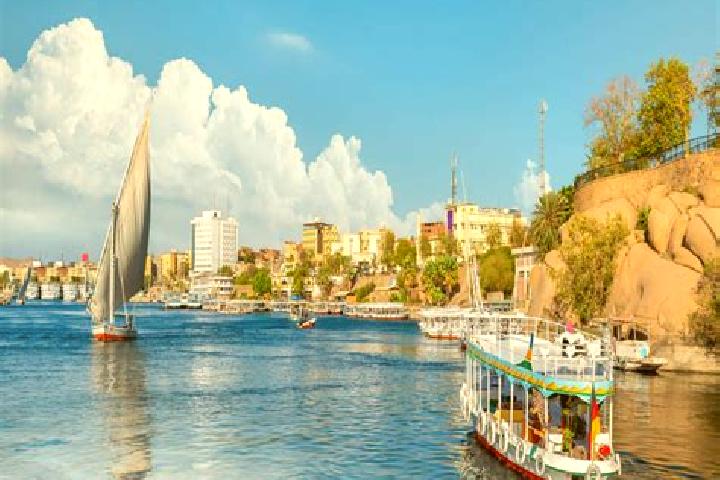 Chloe, 30 — Escort in Bilqas, Egypt