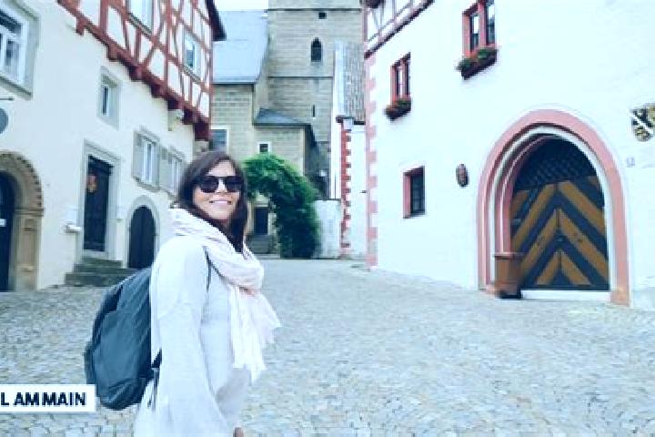 Chloe, 30 — Escort in Haundorf, Germany