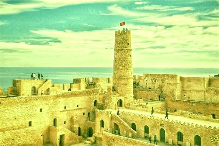 Chloe, 30 — Escort in Kebili, Tunisia