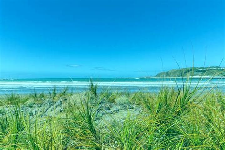 Chloe, 30 — Escort in Lyall Bay, New Zealand