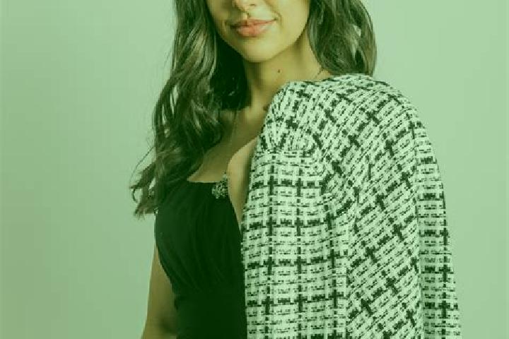Chloe, 30 — Escort in Shortsville, United States