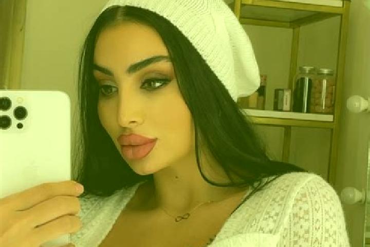 Chloe, 30 — Escort in Tima, Egypt