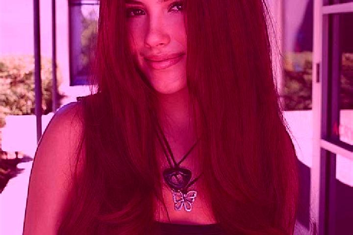 Chloe, 31, a auburn dark-eyed caucasian companion based in Etteldorf. Offering Duos, BDSM, Overnight, Erotic Massage. Available for incall and outcall, overn...