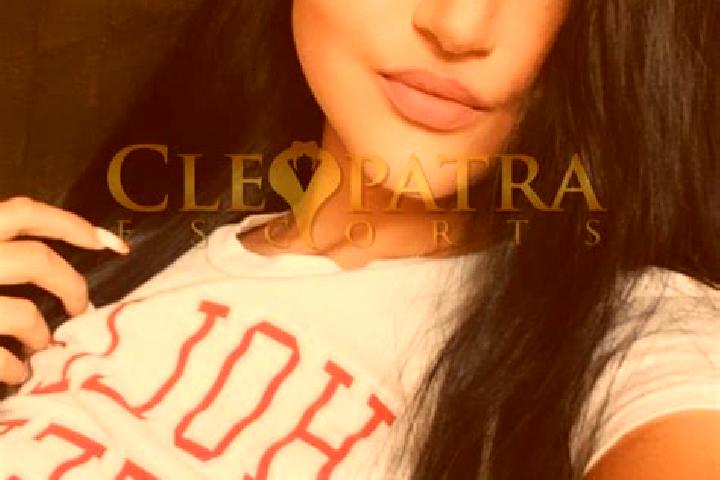 Chloe, 31, a black grey-eyed asian companion based in Cotonou. Offering A-Level, Fetish, OWO, Dinner Date, Tantra. Available for incall and outcall, overnigh...