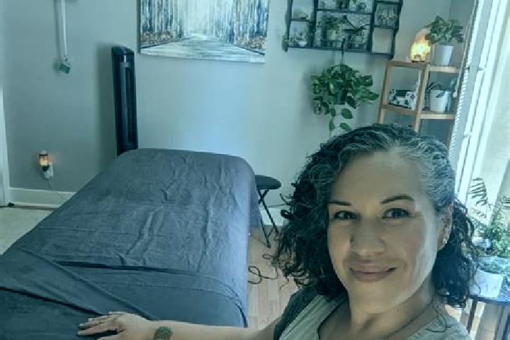 Chloe, 31, a black grey-eyed indian companion based in Sandringham. Offering Tantra, Striptease, Massage. Available for incall and outcall, overnight booking...