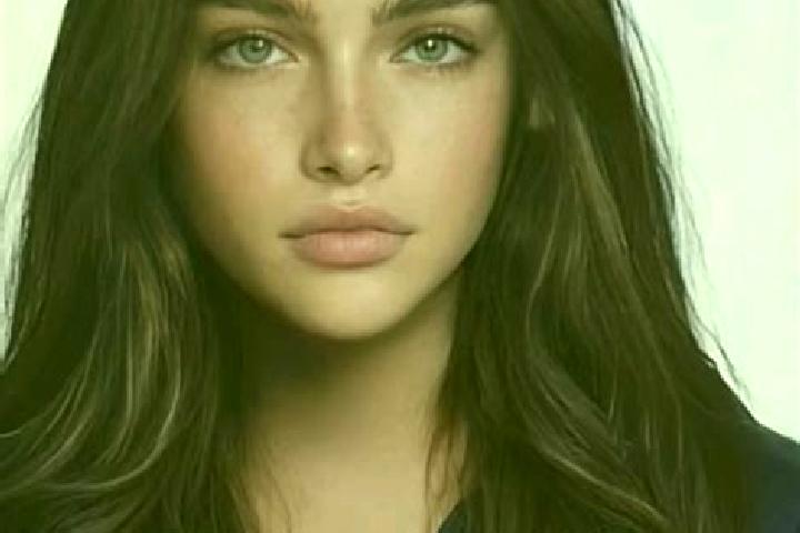 Chloe, 31, a brunette blue-eyed european companion based in Halawah. Offering Dinner Date, Prostate Massage, Girlfriend Experience, Massage. Available for in...