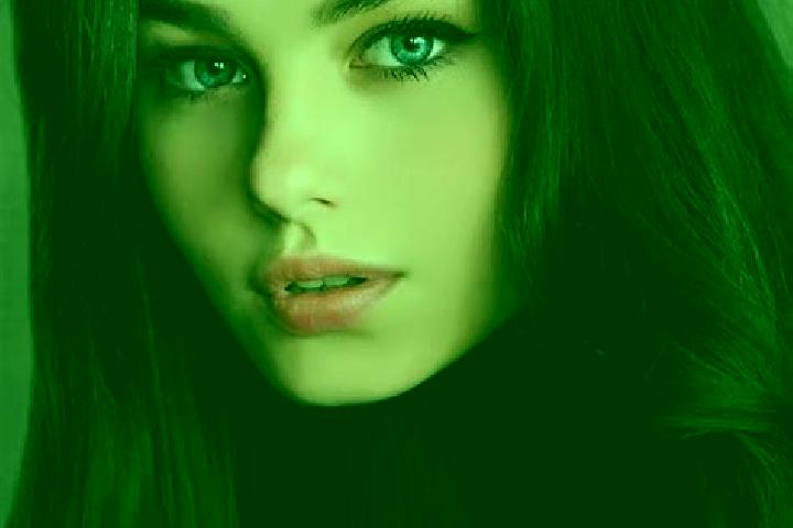 Chloe, 31, a brunette dark-eyed slavic companion based in Horsens. Offering Fetish, Dinner Date. Available for incall and outcall, day and evening dates.