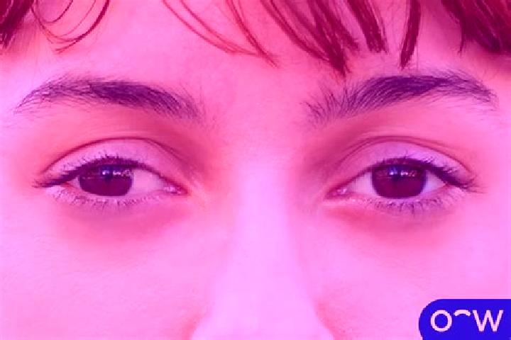 Chloe, 31, a chestnut amber-eyed indian companion based in Cikalaces. Offering Tantra, Striptease, CIM, A-Level, Party Girl. Available for incall and outcall...