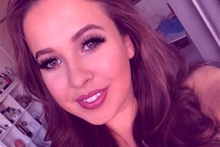 Chloe, 31, a dark blonde green-eyed european companion based in Laem Ngop. Offering Fetish, Party Girl, A-Level, Erotic Massage. Available for incall and out...