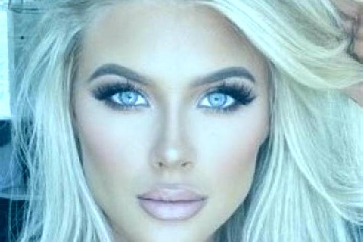 Chloe, 31, a platinum blonde dark-eyed ebony companion based in Aztatepec. Offering Dinner Date, GFE, Girlfriend Experience. Available for incall and outcall...
