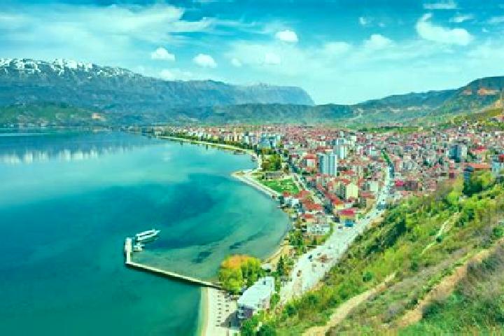 Chloe, 31 — Escort in Bucimas, Albania