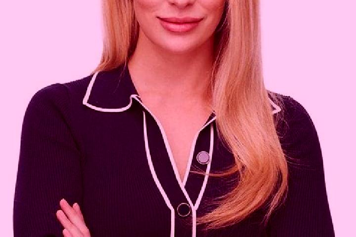 Chloe, 31 — Escort in Ct 0023, Canada