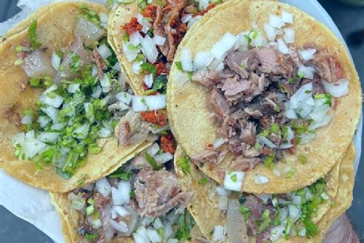 Chloe, 31 — Escort in Enthavi, Mexico