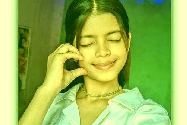 Chloe, 31 — Escort in Haringhata, India
