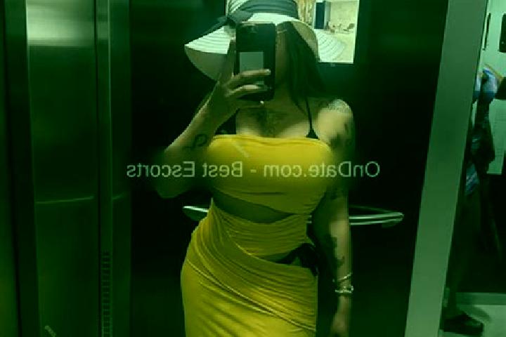 Chloe, 31 — Escort in Queens, United States