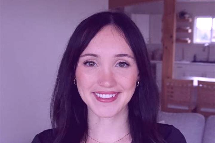 Chloe, 31 — Escort in Whitbourne, Canada