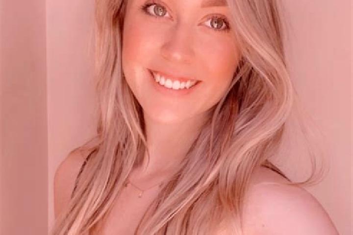 Chloe, 31 — Escort in Windham, United States
