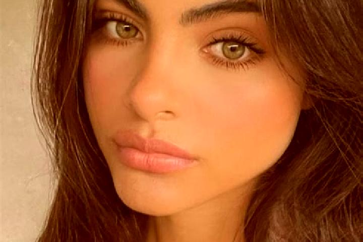 Chloe, 32, a black hazel-eyed latina companion based in Pay. Offering BDSM, Domination, Striptease, Travel Companion. Available for incall and outcall, overn...