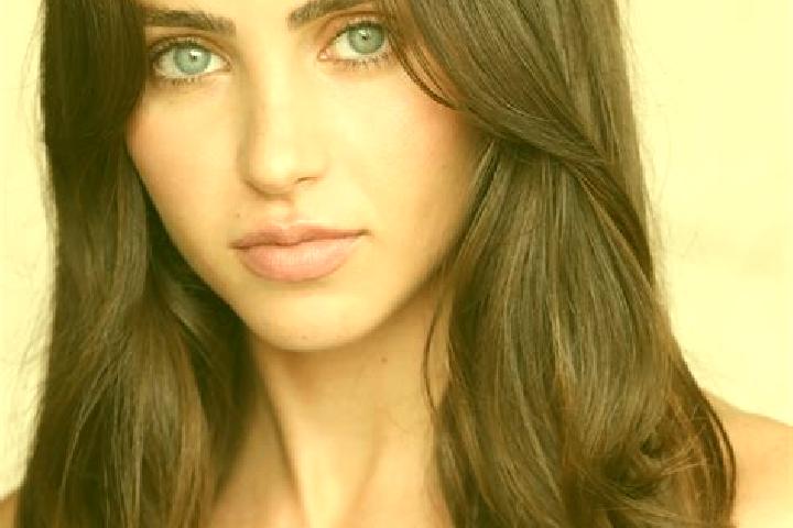 Chloe, 32, a brunette blue-eyed latina companion based in KfarShmu el. Offering Prostate Massage, Travel Companion, Fetish. Available for incall and outcall,...