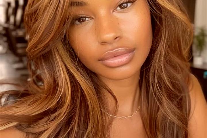 Chloe, 32, a dark blonde brown-eyed mixed companion based in Boa Ventura. Offering OWO, Dinner Date, Couples. Available for incall and outcall, day and eveni...
