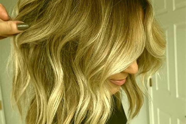 Chloe, 32, a dark blonde dark-eyed caribbean companion based in Bacesti. Offering OWO, Couples, Party Girl. Available for incall and outcall, overnight booki...
