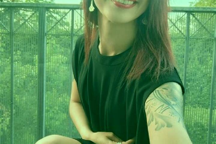 Chloe, 32 — Escort in Noyal-Pontivy, France