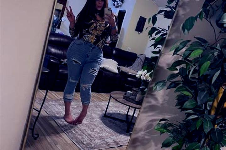 Chloe, 32 — Escort in Rock Island, Canada
