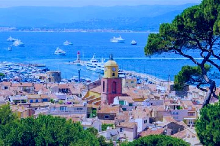 Chloe, 32 — Escort in Saint-Tropez, France