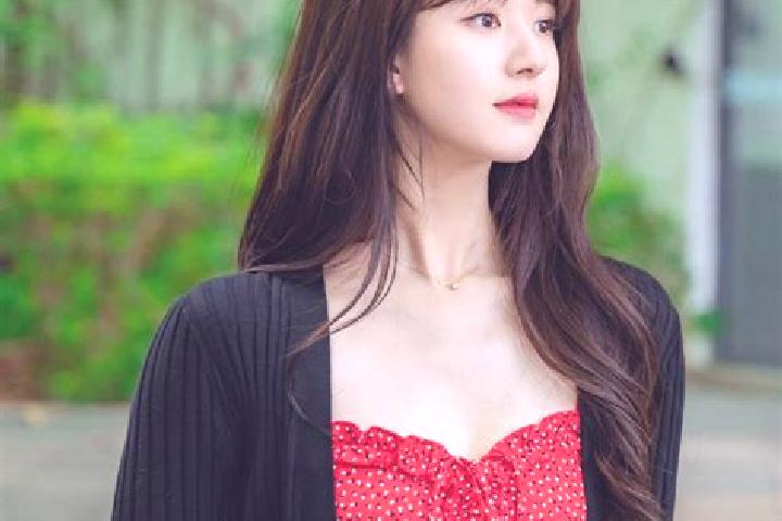Chloe, 32 — Escort in Sanzhi, Taiwan