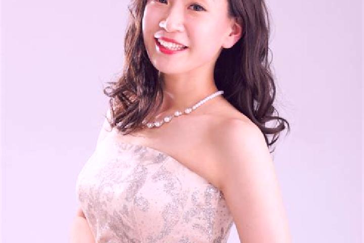 Chloe, 32 — Escort in Shirasawa, Japan