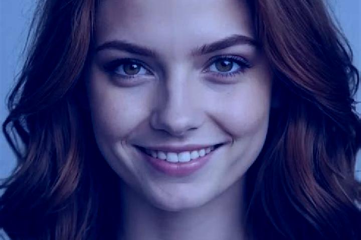 Chloe, 33, a auburn hazel-eyed european companion based in Zollikofen. Offering Party Girl, 69, Deep French Kissing, Travel Companion, CIM. Available for inc...