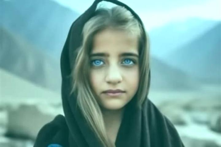 Chloe, 33, a blonde amber-eyed middle eastern companion based in Tenango de Arista. Offering Massage, 69, Party Girl, Fetish. Available for incall and outcal...