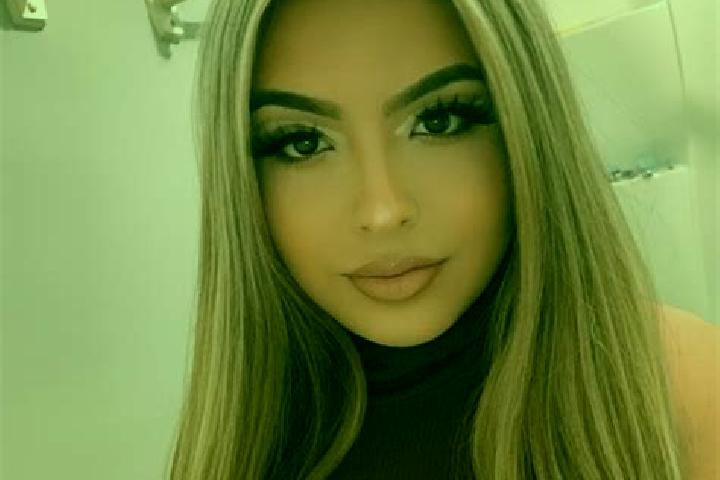 Chloe, 33, a blonde brown-eyed latina companion based in Postomino. Offering Dinner Date, A-Level, Fetish, Girlfriend Experience, 69. Available for incall an...