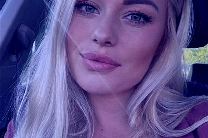 Chloe, 33, a blonde hazel-eyed mixed companion based in Ngenden. Offering Girlfriend Experience, Travel Companion, Party Girl, Duos. Available for incall and...